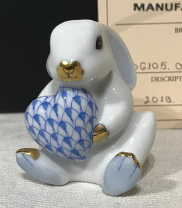 Herend Bunny with Heart 5575-0-00 Blue